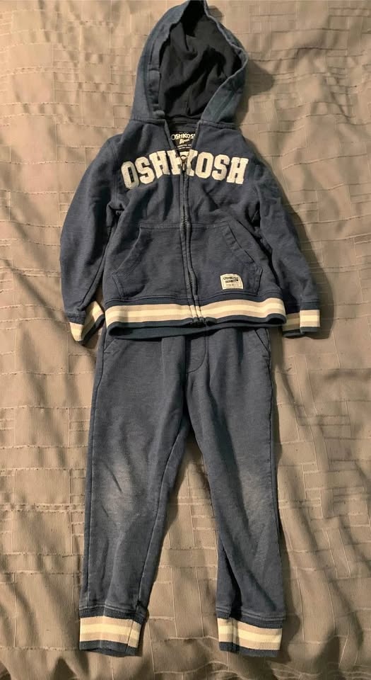 Oshkosh Outfit 3T