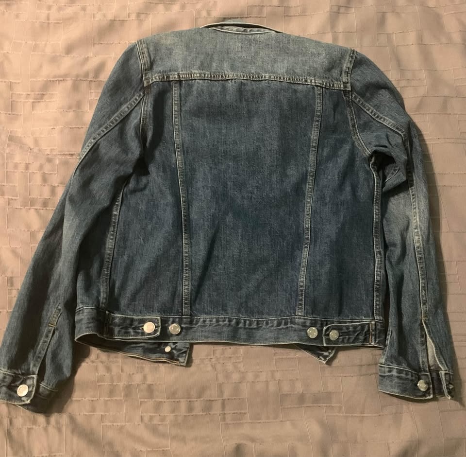 NWT Gap Icon Denim Jacket Size S - photo 2