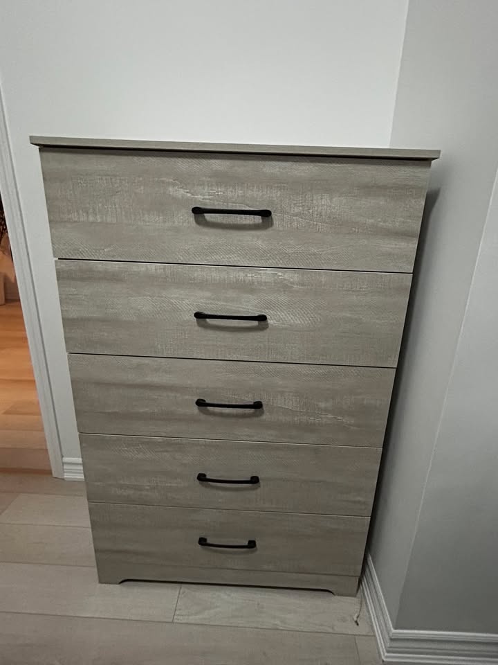 Dresser purchased from Wayfair - perfect condition