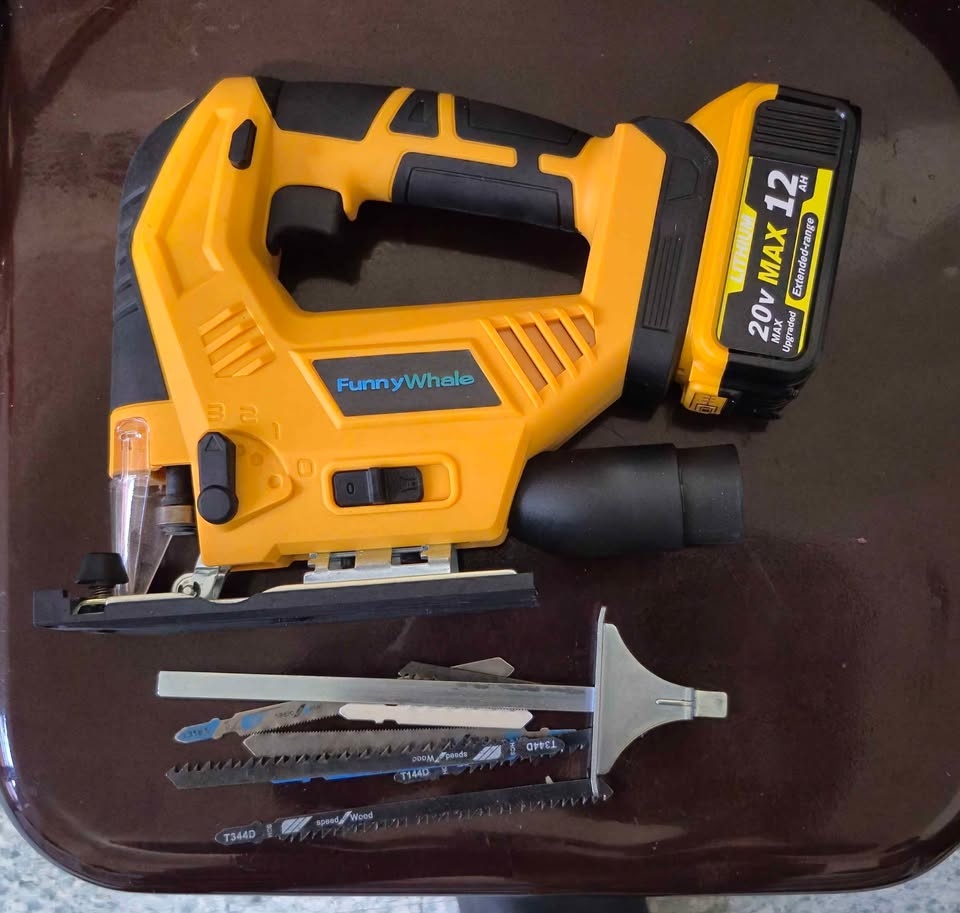 FunnyWhale Lithium Curve Saw Tool Only Compatible With Dewalt - photo 4