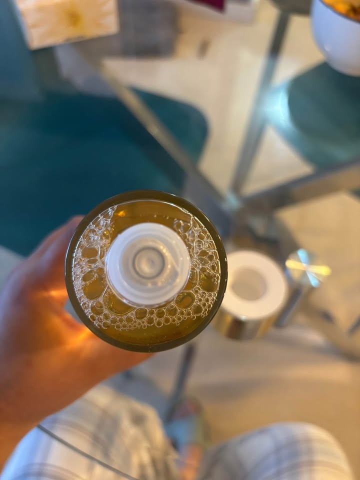 Estee Lauder Re-Nutriv Ultimate Lift Regenerating Lotion 200ml - photo 3