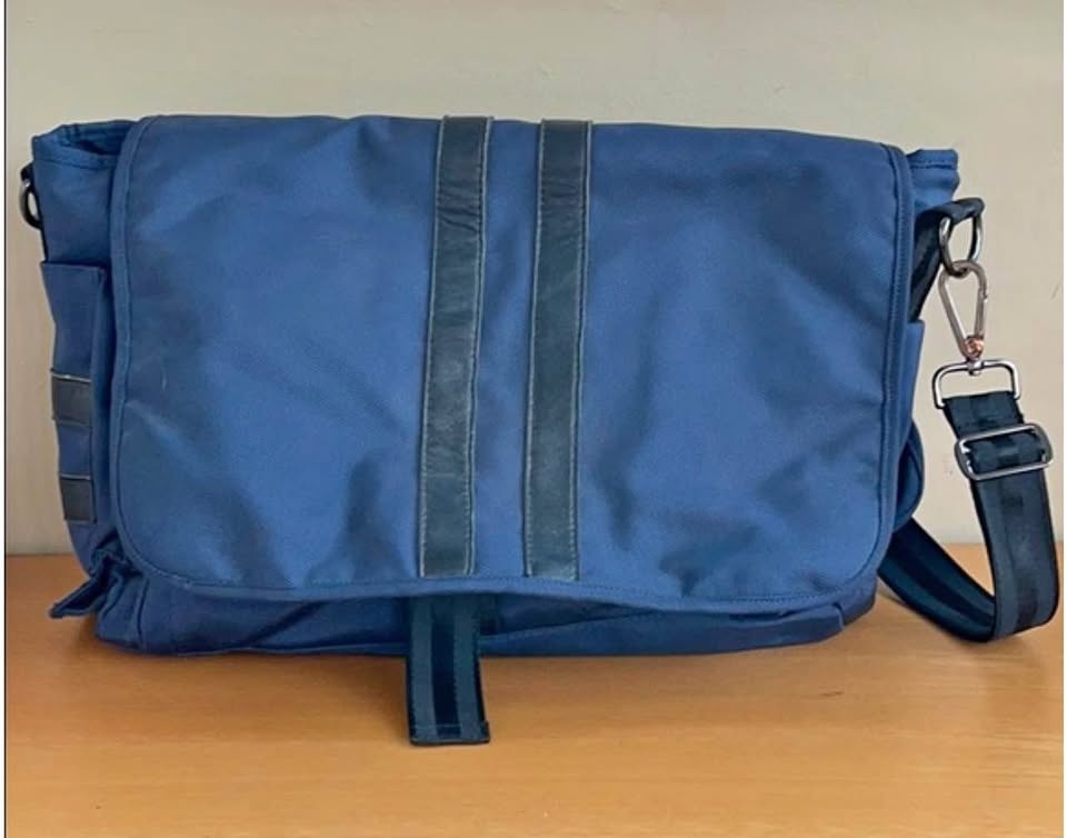 KNOX London Blue Messenger Bag