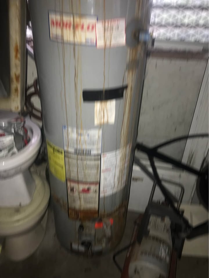 40 Gallon Water Heater - For Parts or Repair - photo 5