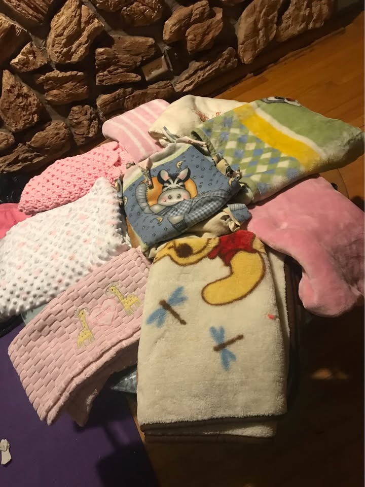 Girls Baby tub, Bather, Snuggle Blankets, Coats/Jackets