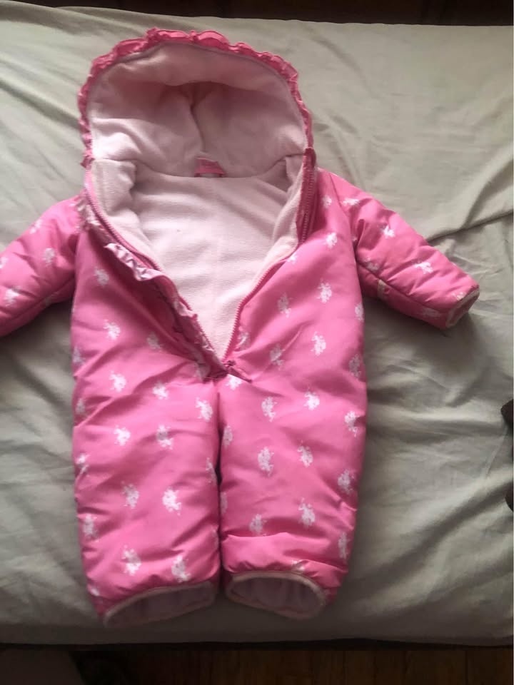 Girls Baby tub, Bather, Snuggle Blankets, Coats/Jackets - photo 5