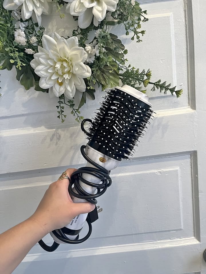 SUTRA SB2 3" Blowout Brush