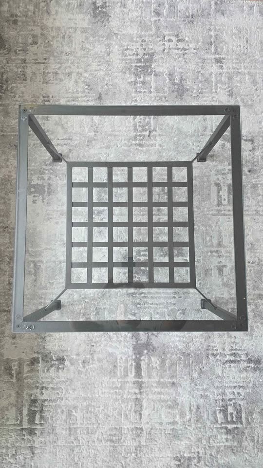 Glass top coffee table with metal frame - photo 2