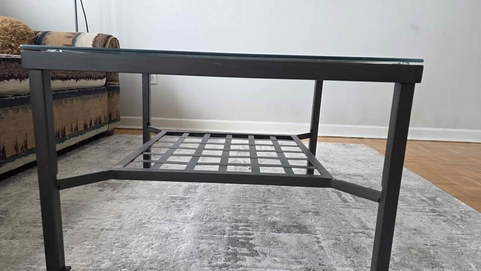 Glass top coffee table with metal frame - photo 4