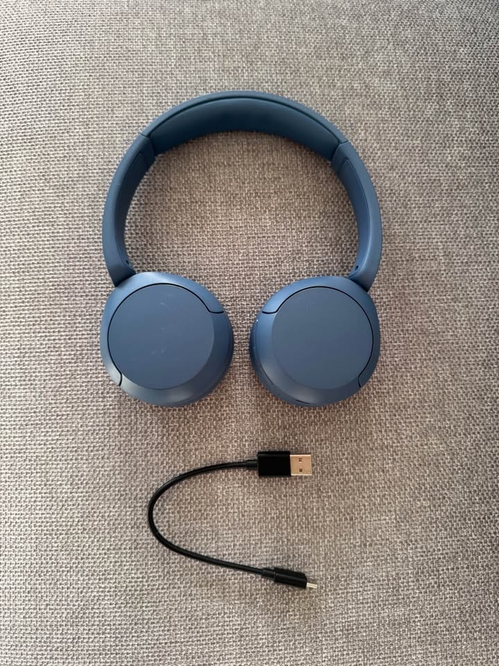 Sony On-Ear Bluetooth Headphones with Microphone - photo 4