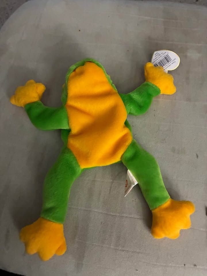 Ty Beanie Baby "Smoochy" the Frog - photo 2