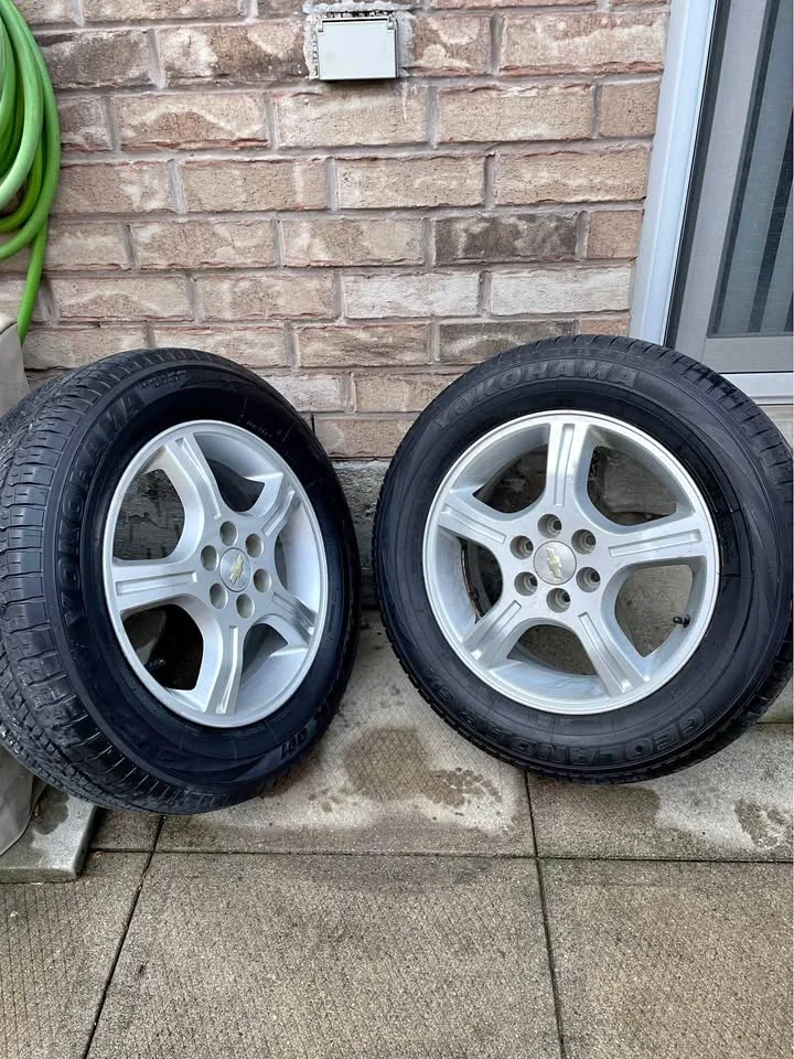 Chevrolet Rims and Yokohama Tires 225/65R17 100H thumbnail