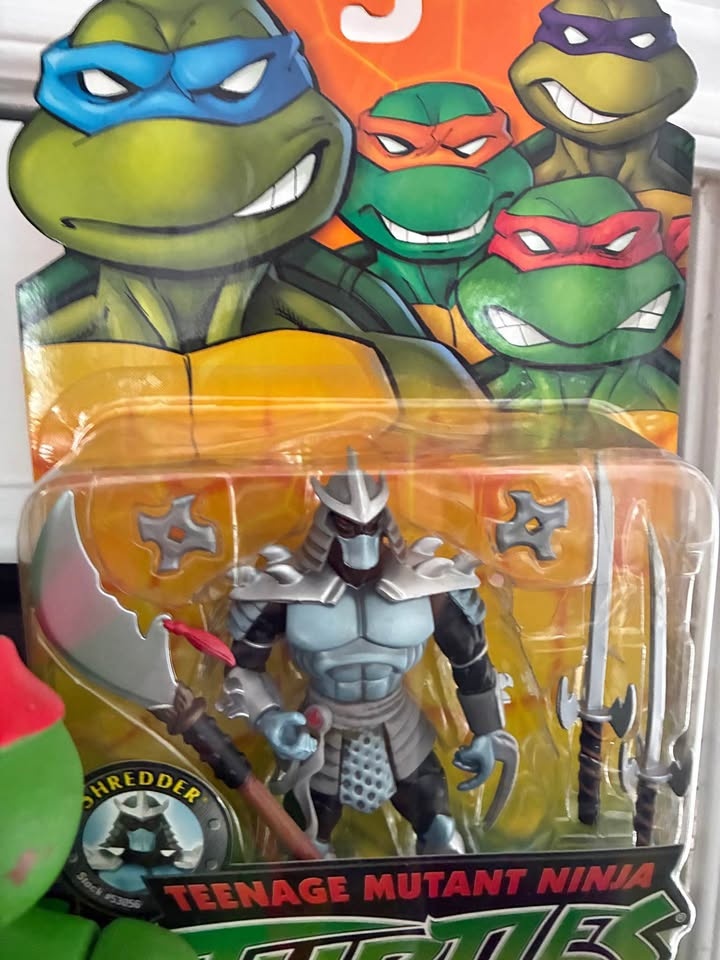 Teenage Mutant Ninja Turtles Shredder - Playmates 2002