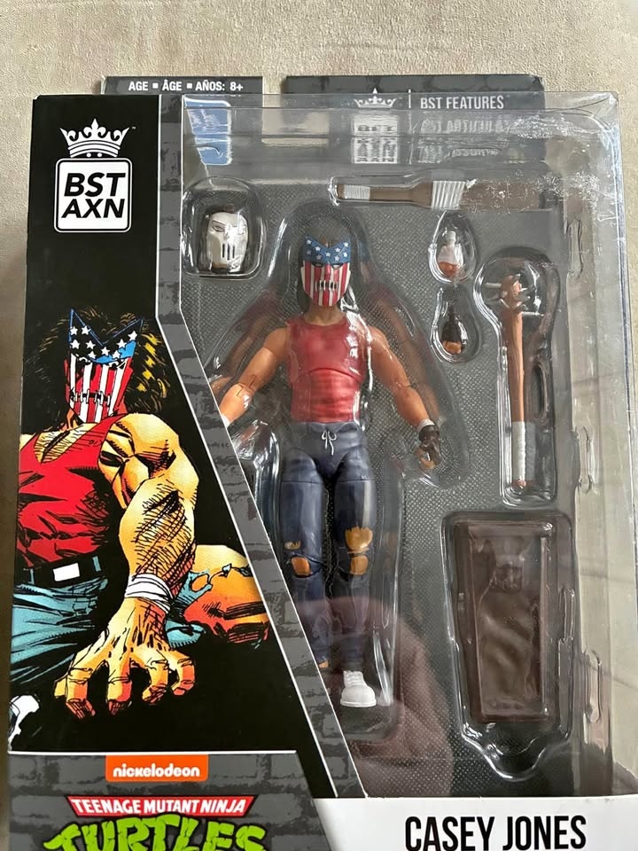 TMNT BST AXN Casey Jones "Urban Legends" Action Figure