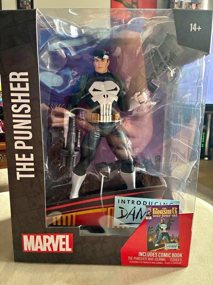 McFarlane Marvel The Punisher 1:6 Posed Figure NIB