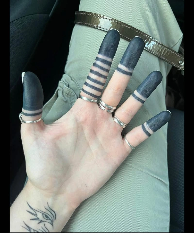 Black Jagua Pen for Temporary Tattoos with Stencils - photo 2