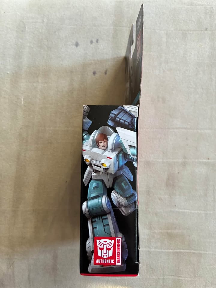 Transformers Studio Series 86 Exo Suit Spike Witwicky Action Fig - photo 4