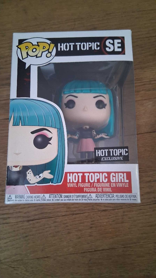 Hot Topic Girl Funko Pop! #SE Exclusive