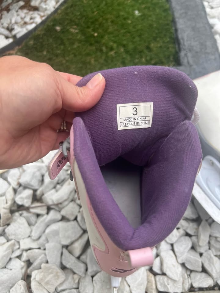 Boy Skate Size 4, Girl Skate Size 3 - photo 2