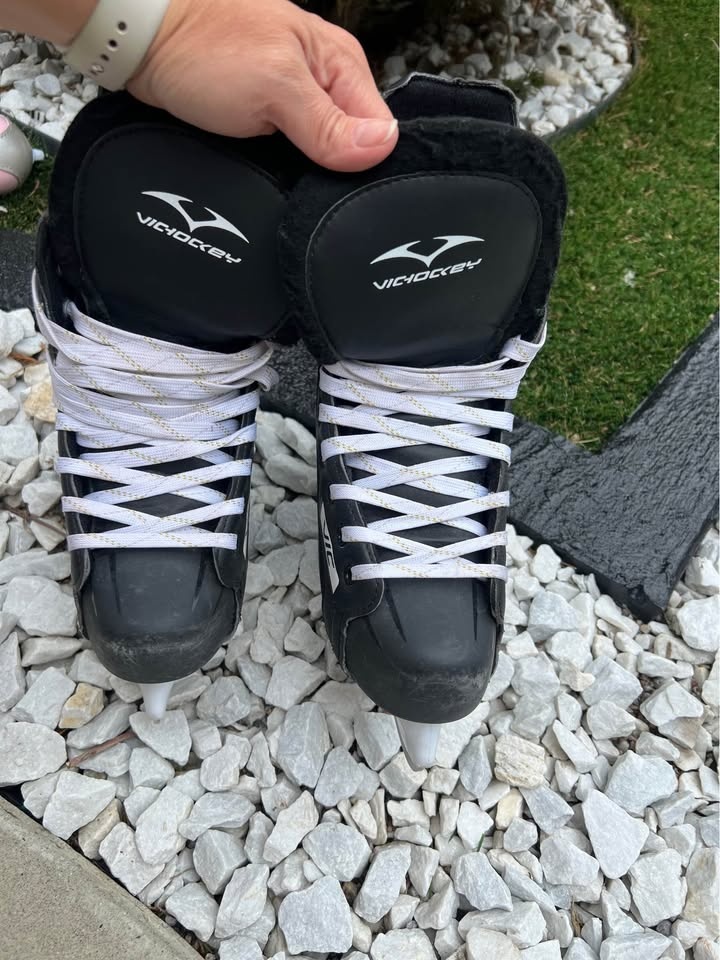 Boy Skate Size 4, Girl Skate Size 3 - photo 4
