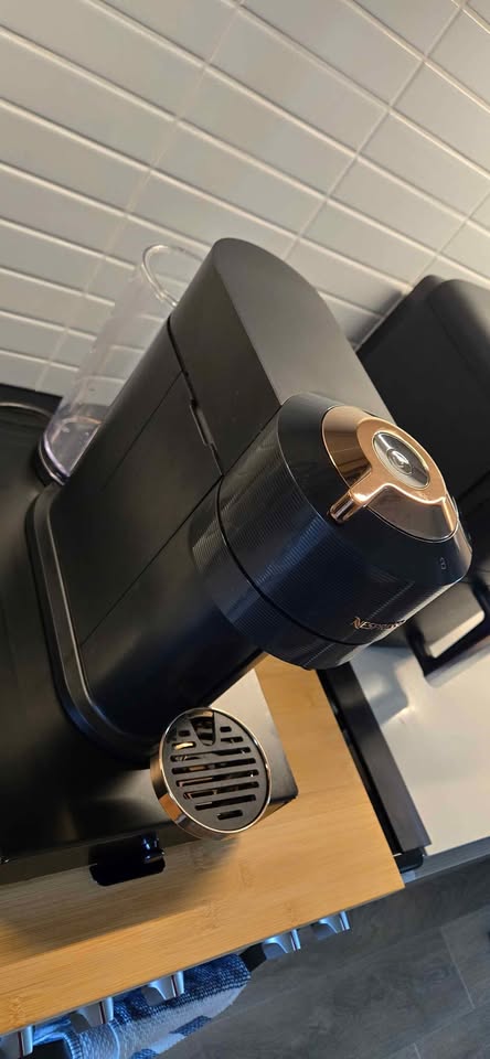 Nespresso Vertuo and Pod Tray - photo 2