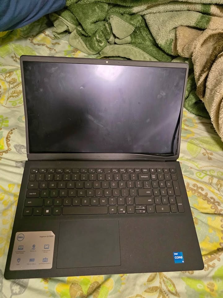 Inspiron 15 3511 (FOR PARTS)