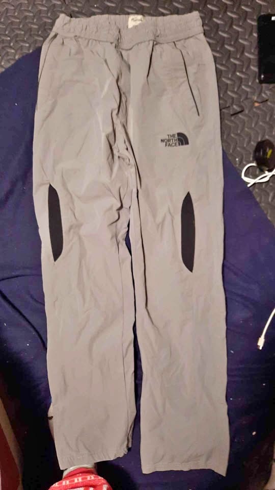 Large Grey Northface Track Pants "🏆"