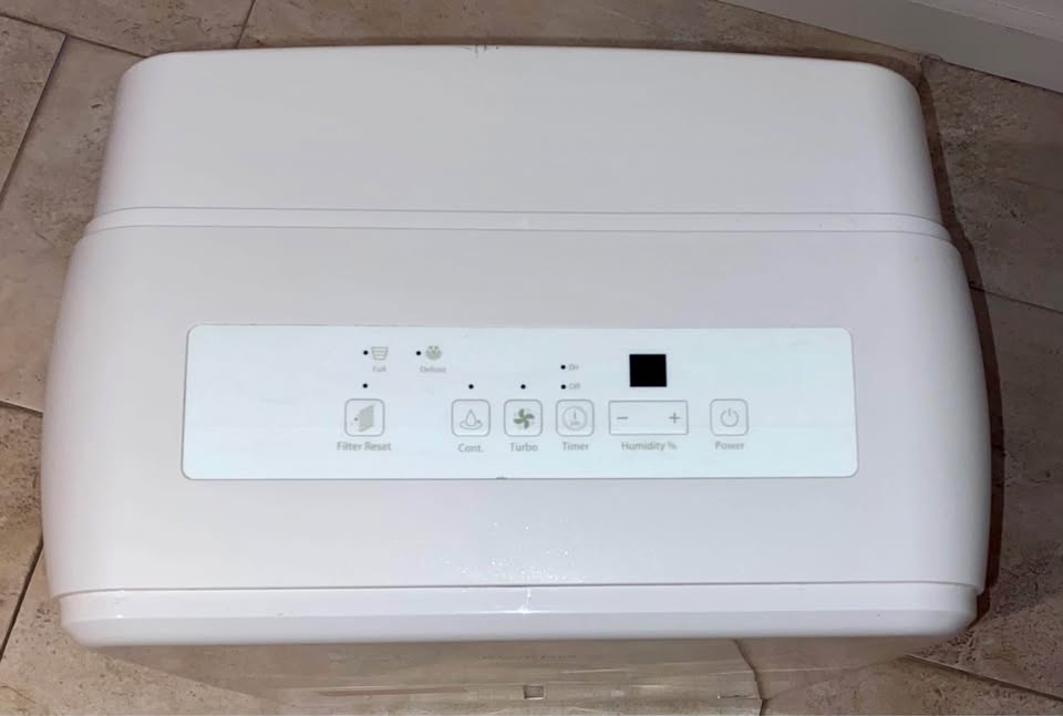 Insignia Dehumidifier - photo 2