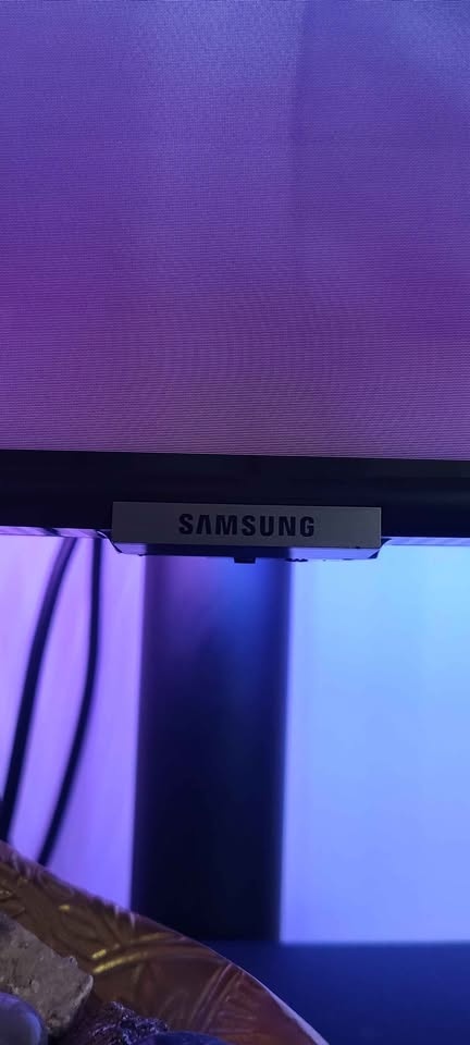Samsung QLED 55" 4K TV - photo 2