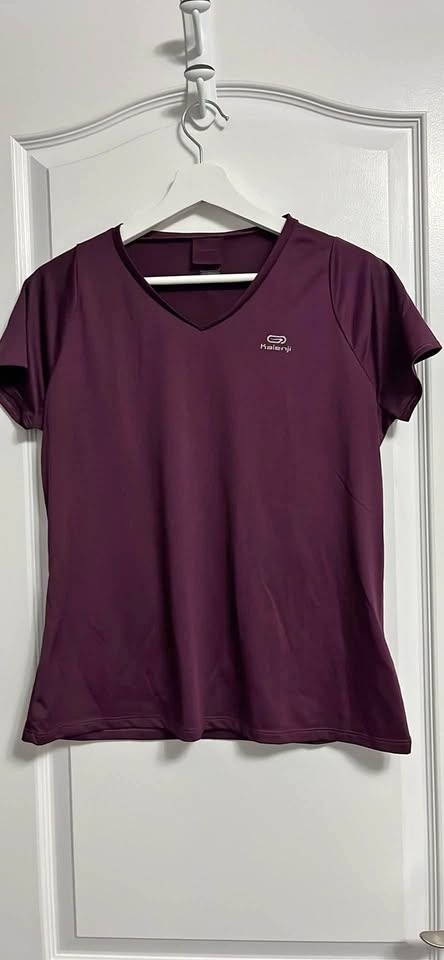 Decathlon Active T-Shirt for Girls - Small