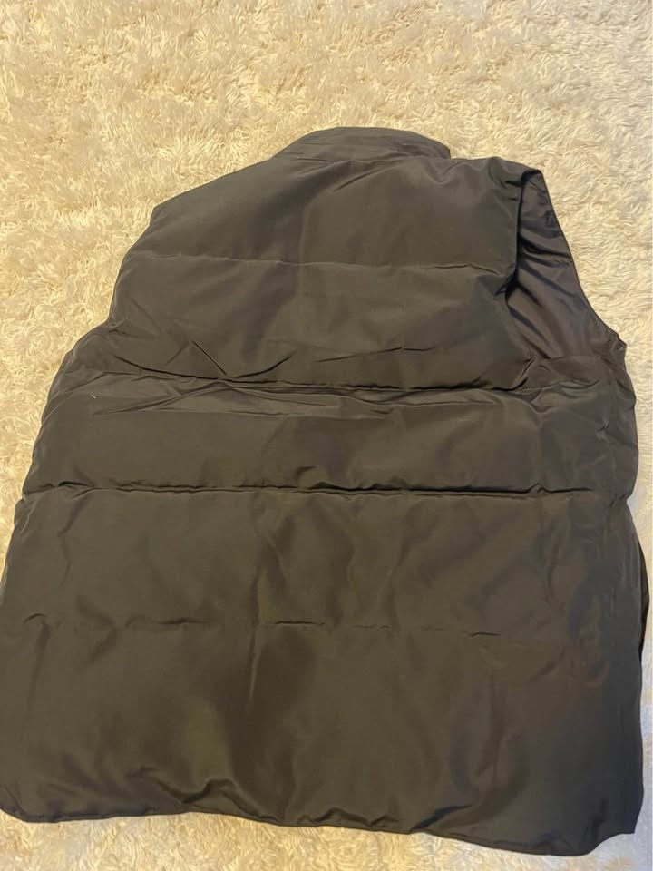 Canada Goose Black Puffer Vest XL - photo 3