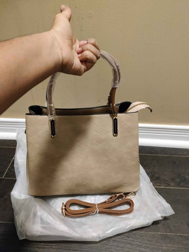Brand new large capacity khaki color beautiful hand bag for wome - photo 4