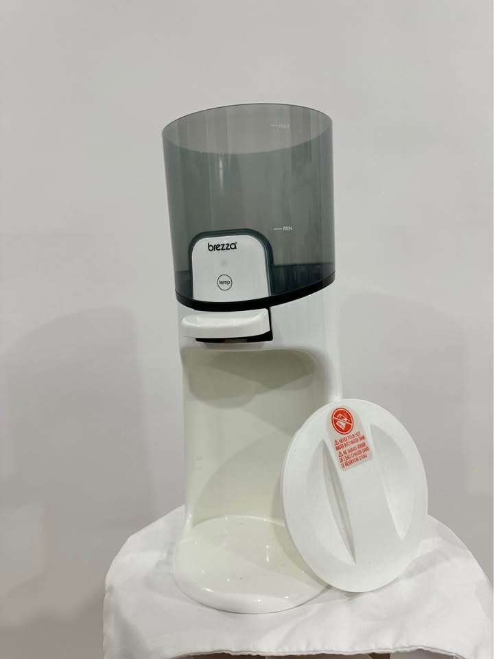 Baby Brezza Water Warmer - photo 2