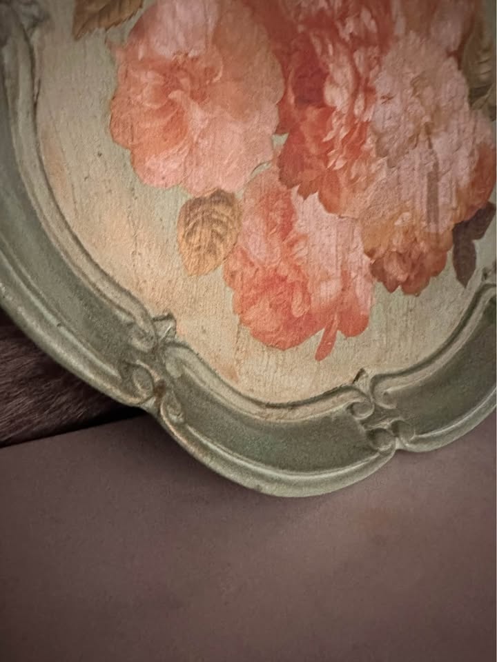 🏆Vintage Floral Decoupage Wooden Tray – Shabby Chic Delight🌸 - photo 2