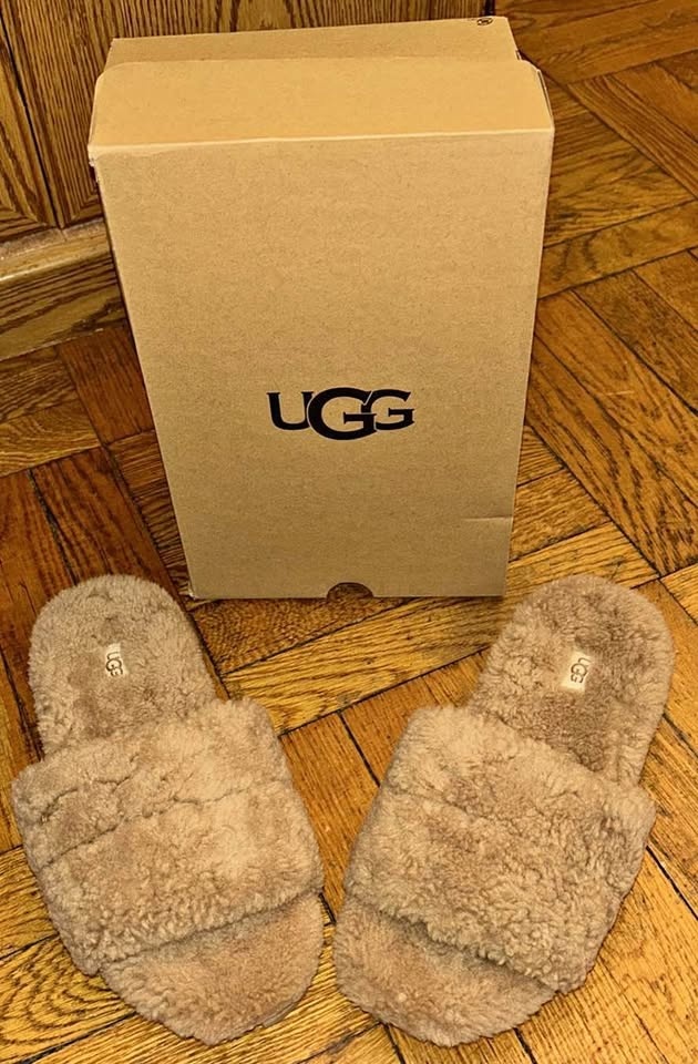 UGG Chesnut Cozetta Curly Slippers - New in Box - Size 9 🏆
