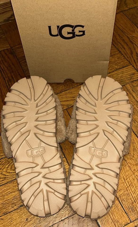 UGG Chesnut Cozetta Curly Slippers - New in Box - Size 9 🏆 - photo 3