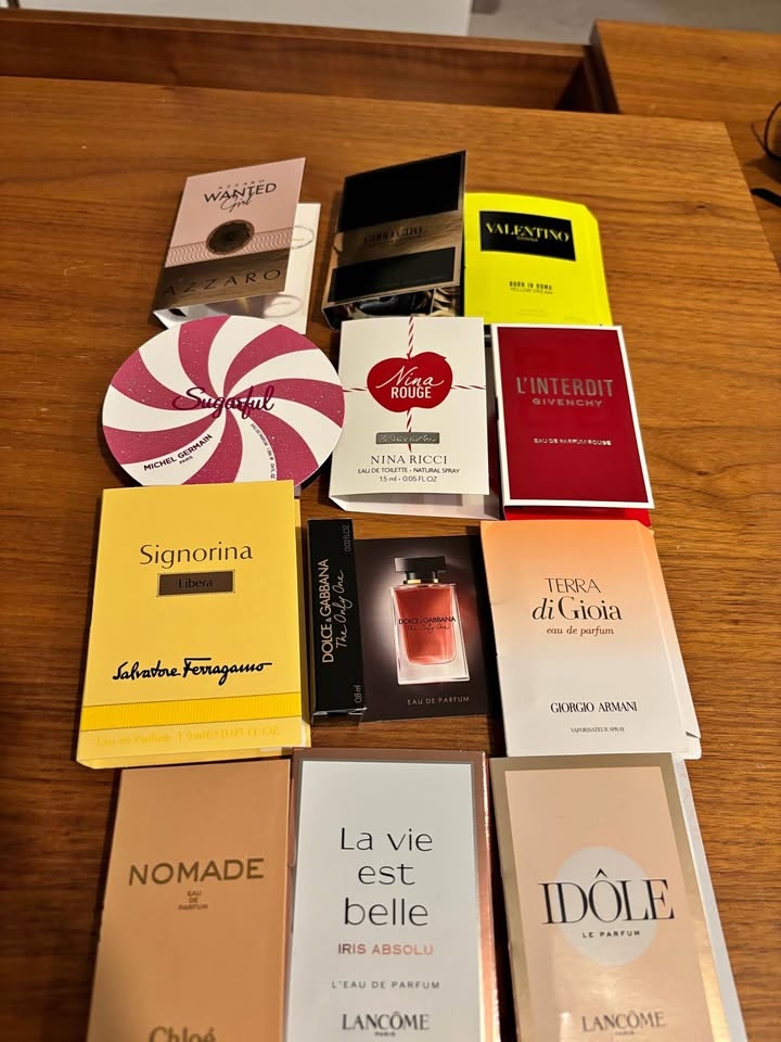 Fragrance Samples for Women (12 Units)