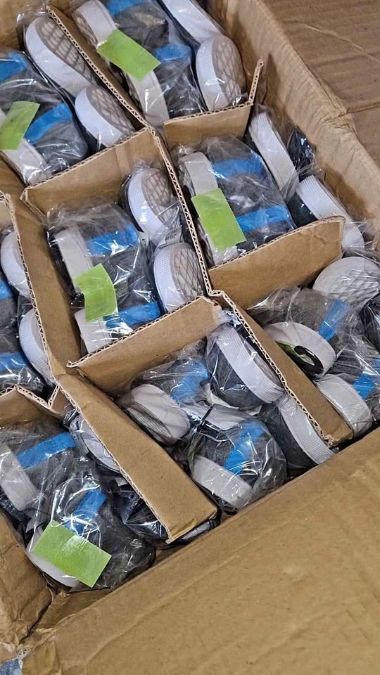SALES!!! BRAND NEW $6 SHOES FOR YOUR CHILDREN!
