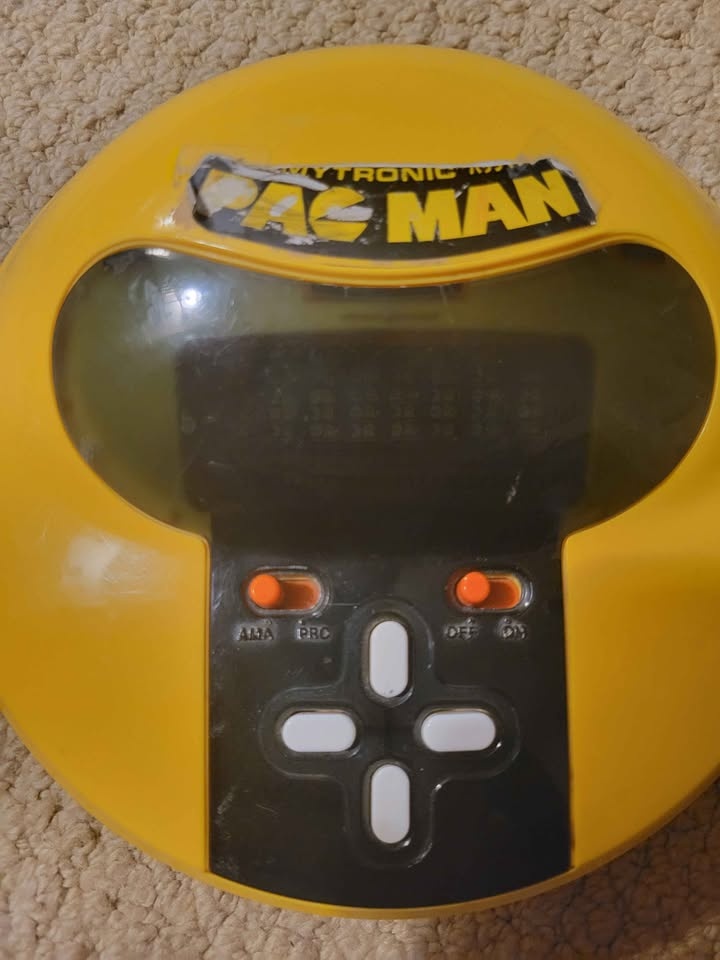 Pac-Man Video Game 1981 - photo 2