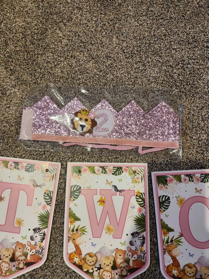 TWO Wild Party Decoration Set 🏆 - photo 3