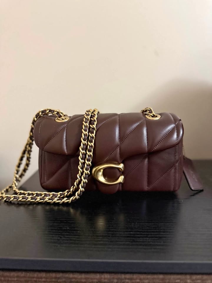 Coach Quilted Tabby 20 in Maple