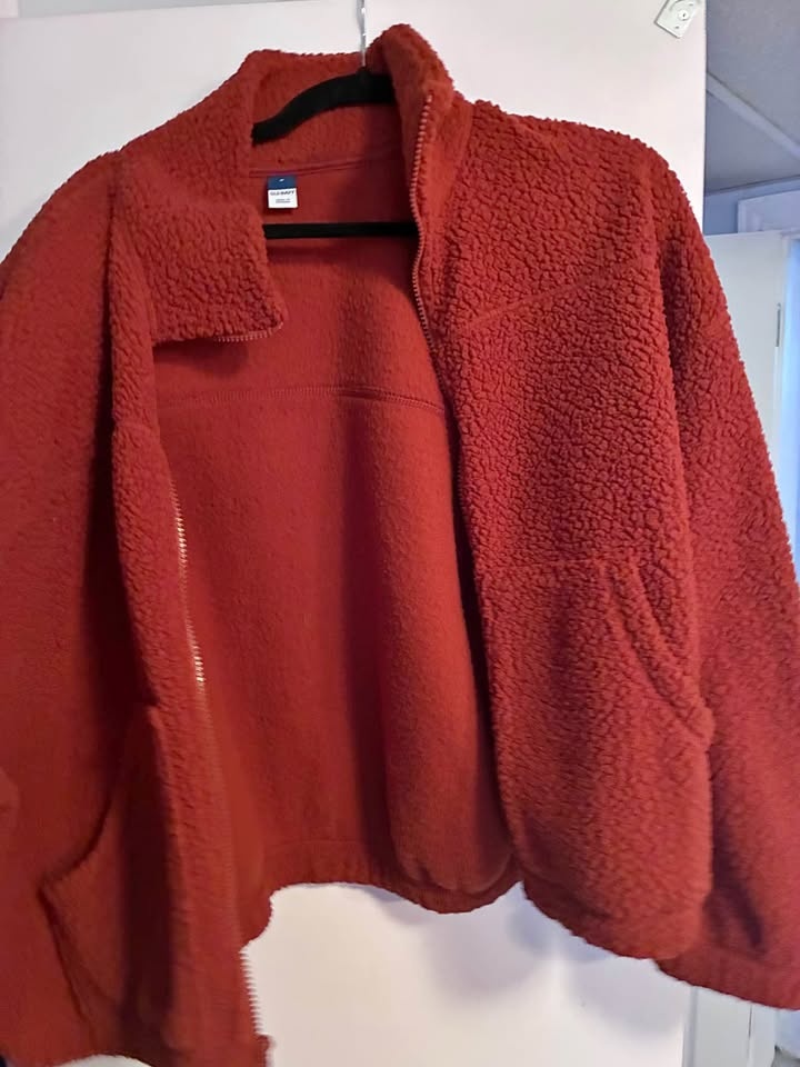 Women's XL/XXL Light Weight Jackets 🧡