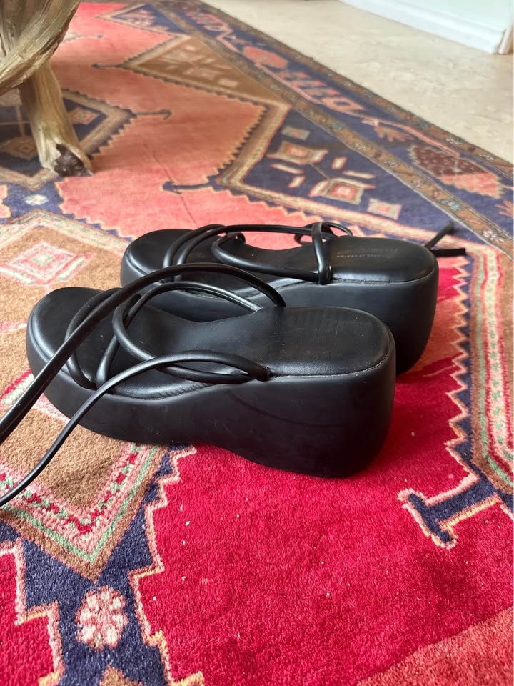Call It Spring Black Platform Sandals Strappy Vegan size 9 - photo 3