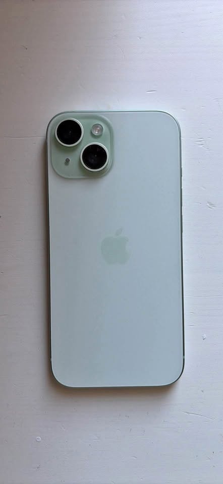 iPhone 15 unlocked