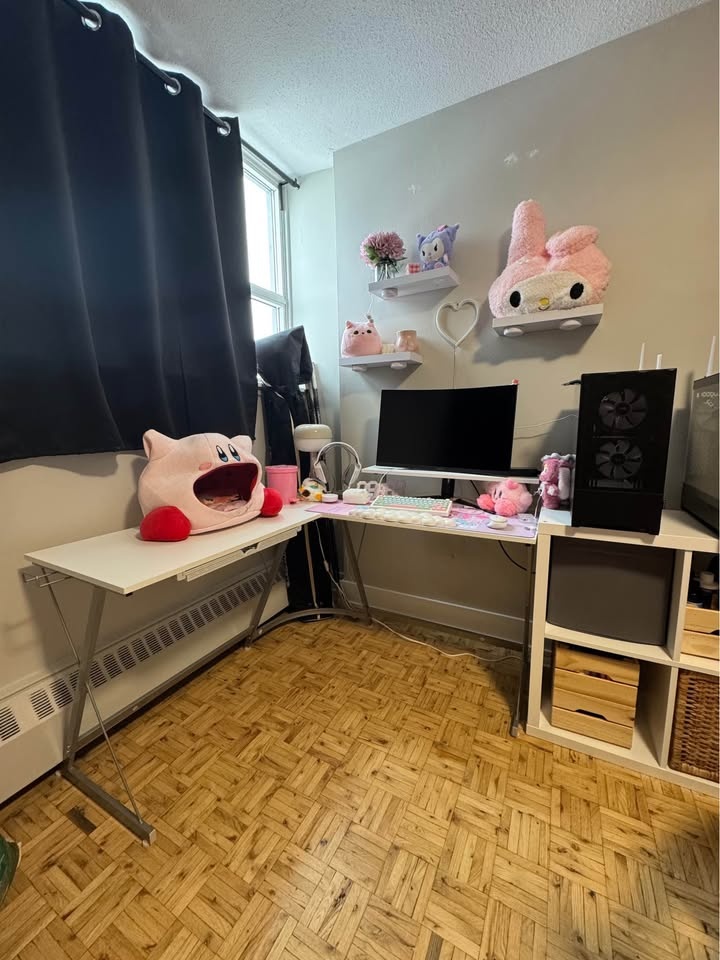 Amazon L shape Desk - photo 3