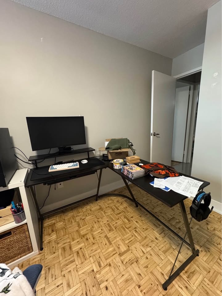 Amazon L shape Desk - photo 4