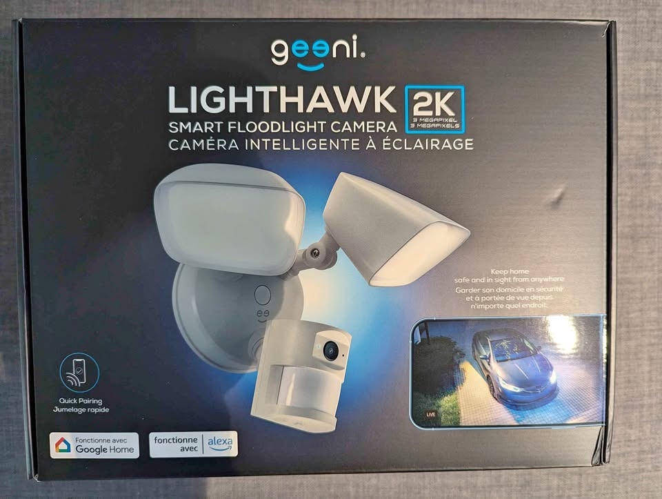 2k Wifi Floodlight Security Camera - New