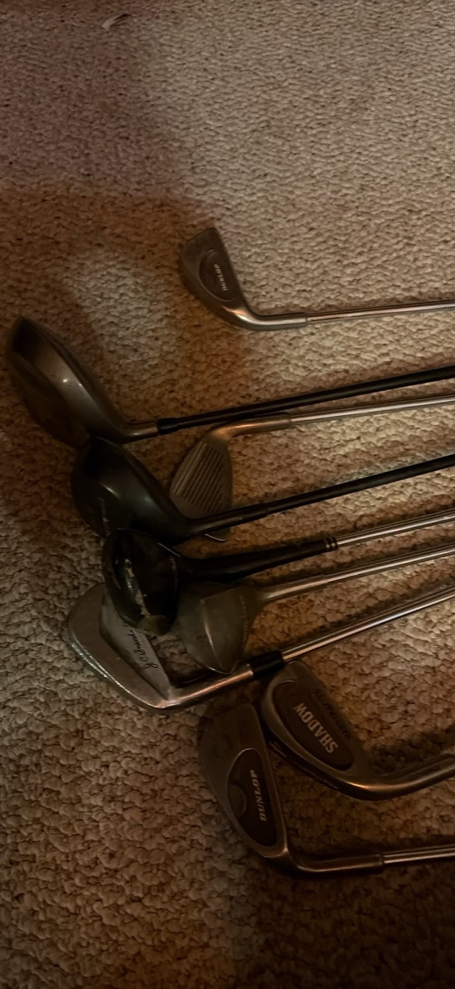 Left handed golf clubs