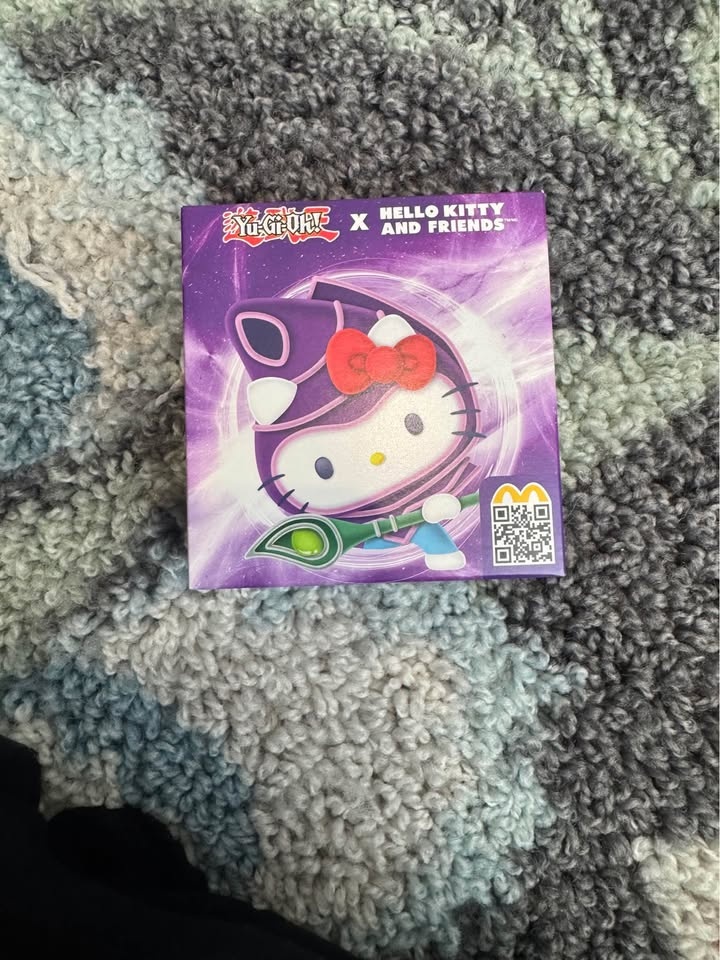 Hello Kitty x Yu-Gi-Oh! McDonald's Collab - photo 2