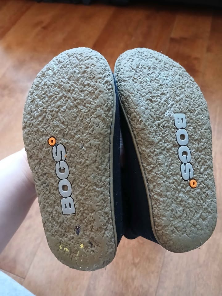 🏆Toddler Bogs Boots Size 6 - photo 4