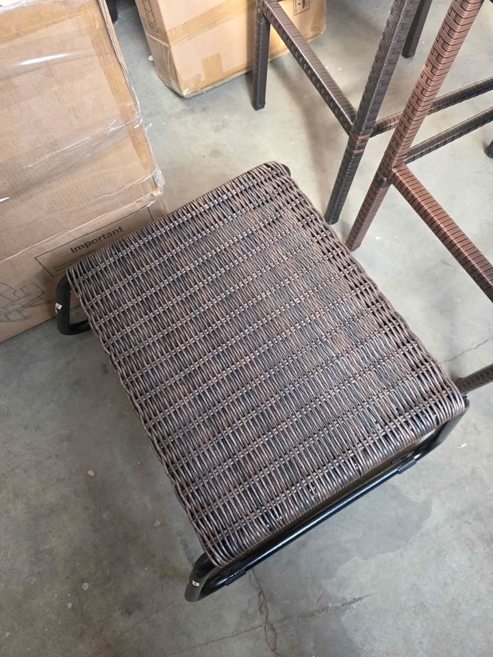 Brand new patio chairs with ottoman - photo 4